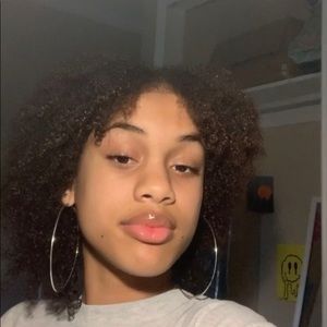 Meet your Posher, Kyla